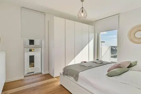 Huswell - New Near The With Stunning Seaview דירה *